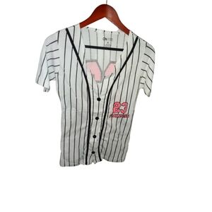 On Fire Medium Umpire Type Womens Top Short White/Black/Pink